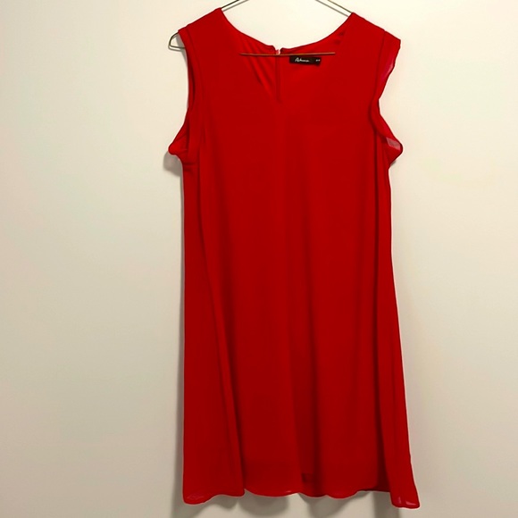 Reitmans loose fitting red dress. Size: XS - Picture 1 of 5